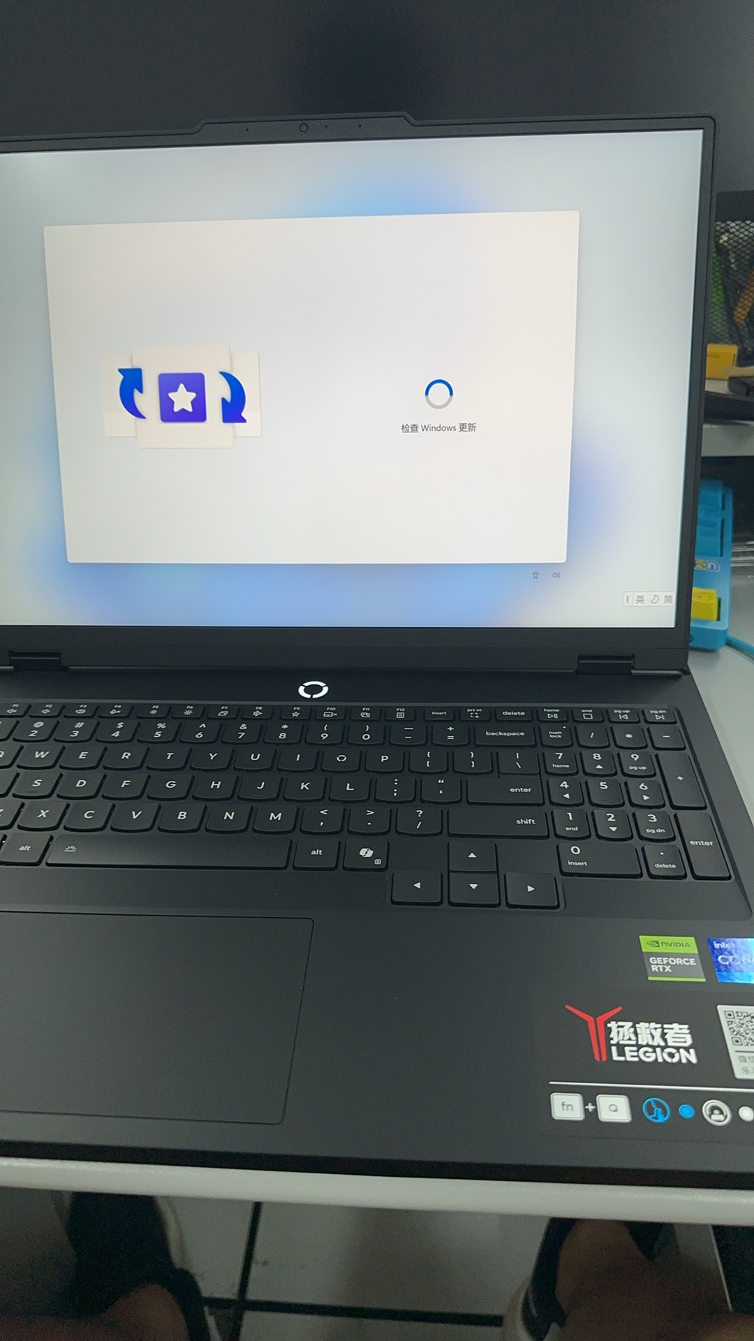 联想(Lenovo)拯救者Y7000P 2025 16英寸电竞游戏本笔记本电脑(i7-14650HX 16G 1T RTX5060 2.5k 240Hz DCI-P3)碳晶黑晒单图