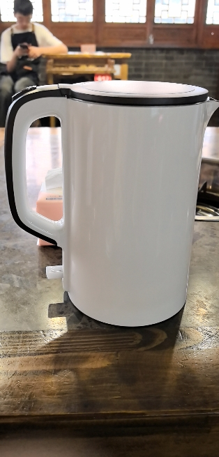 苏泊尔(SUPOR)电水壶热水壶1.5L大容量 家用烧水壶304不锈钢便携式烧水壶双层防烫一体无缝内胆SW-15T66B晒单图