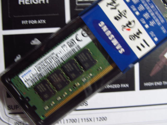 三星(SAMSUNG)原厂 16G DDR4 3200台式机电脑内存条晒单图