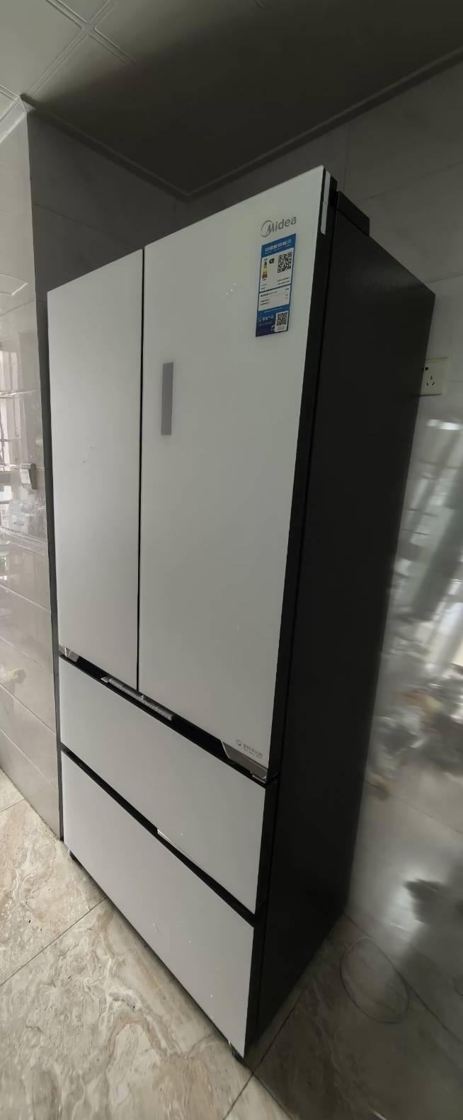 美的冰箱BCD-520WUFGPZM凝光白晒单图