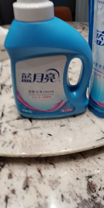 蓝月亮 深层洁净薰衣草洗衣液4斤装 轻松去渍 低泡易漂 温和不伤衣晒单图
