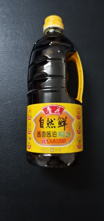 鲁花自然鲜酱香酱油1L物理压榨酿造酱 油 鲁花调味品晒单图