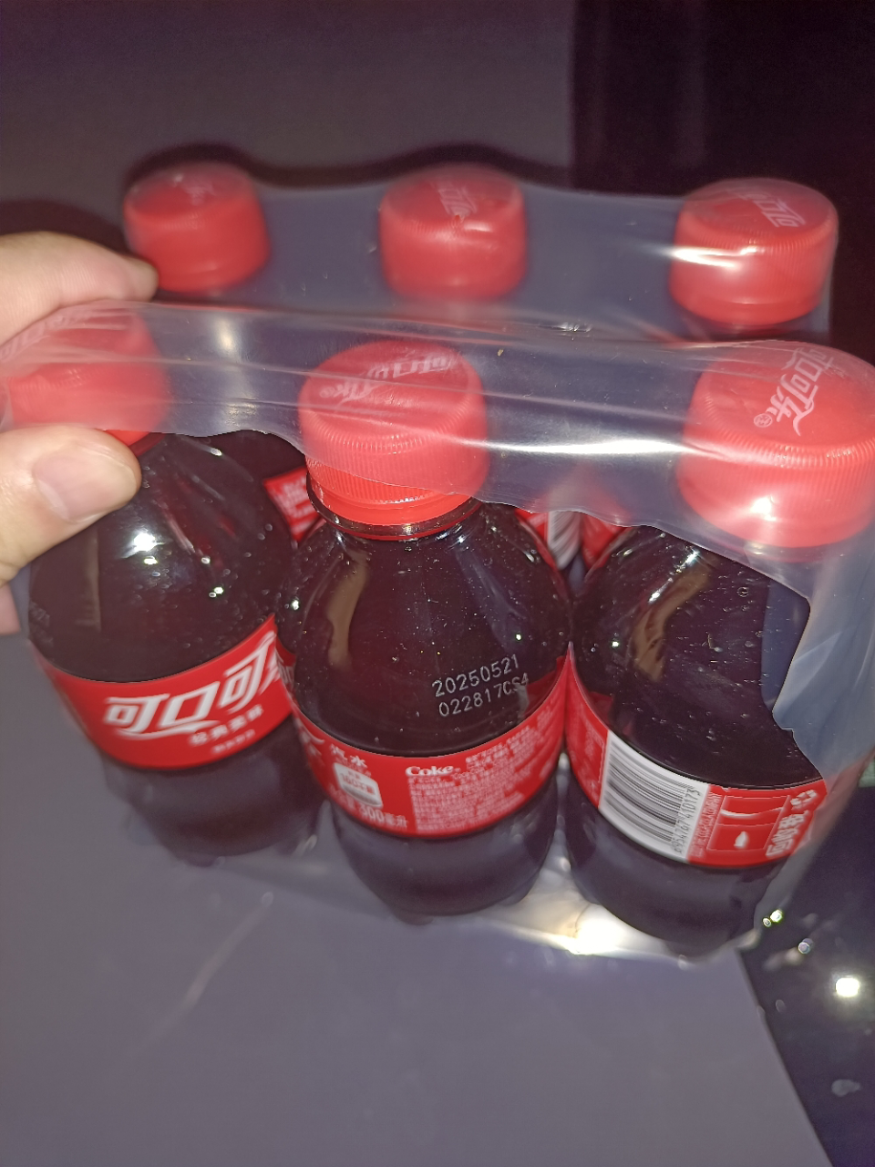 可口可乐碳酸饮料经典口味可乐气泡小瓶装汽水300ml*6瓶苏宁宜品推荐晒单图