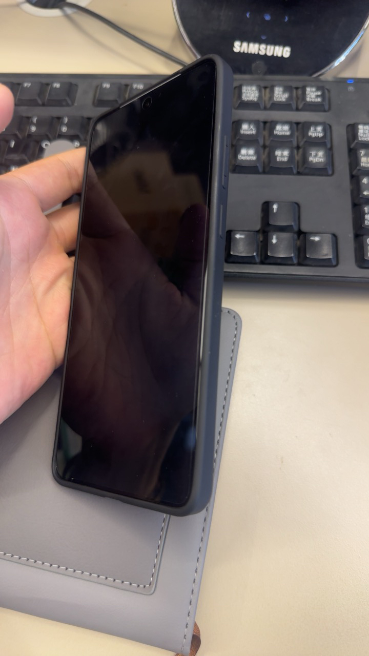 realme真我GT6 光年白 12GB+256GB 第三代骁龙8芯 1.5K 120Hz直屏 120W快充 5800mAh聚能电池 AI智能手机晒单图