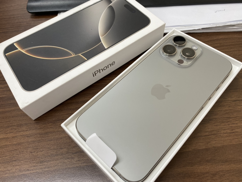 Apple iPhone 16 Pro Max 512G 原色移动联通电信5G双卡双待手机晒单图