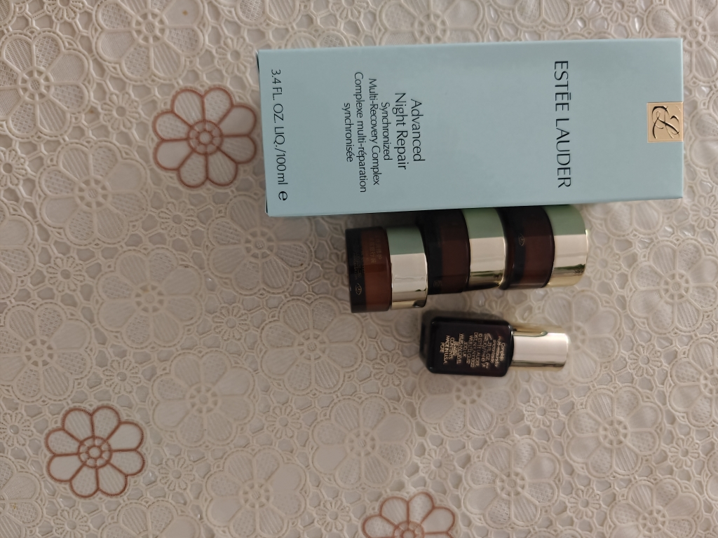 (Estee Lauder)雅诗兰黛特润修护肌透肌底精华露ANR抗皱特润修护肌透精华露100ml+抗蓝光眼/霜5ml*3晒单图