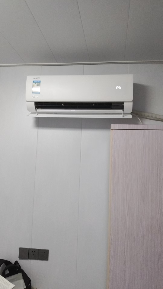 美的(Midea)空调挂机大1.5匹 酷省电Ultra新一级能效变频冷暖壁挂式卧室 KFR-35GW/N8KS1-1U晒单图