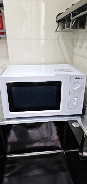 格兰仕(Galanz)微波炉 700W速热迷你家用转微波炉 旋钮简易操作老幼适用多档火力调节P70J17L-V1(W0)晒单图