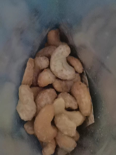 刻凡炭烧腰果252g袋装零食坚果干果特产炒货小吃食品香酥果仁晒单图