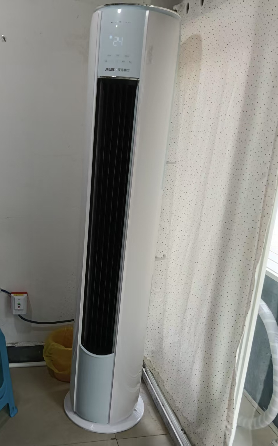 奥克斯 (AUX) 空调立式3匹柜机 新一级能效变频冷暖两用 节能省电 客厅家用空调圆柱柜机晒单图
