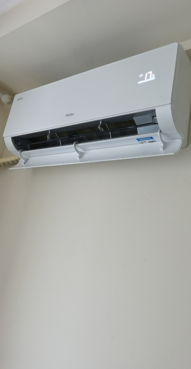 海尔空调(Haier)1匹 新1级能效 KFR-26GW/E1-1套机晒单图
