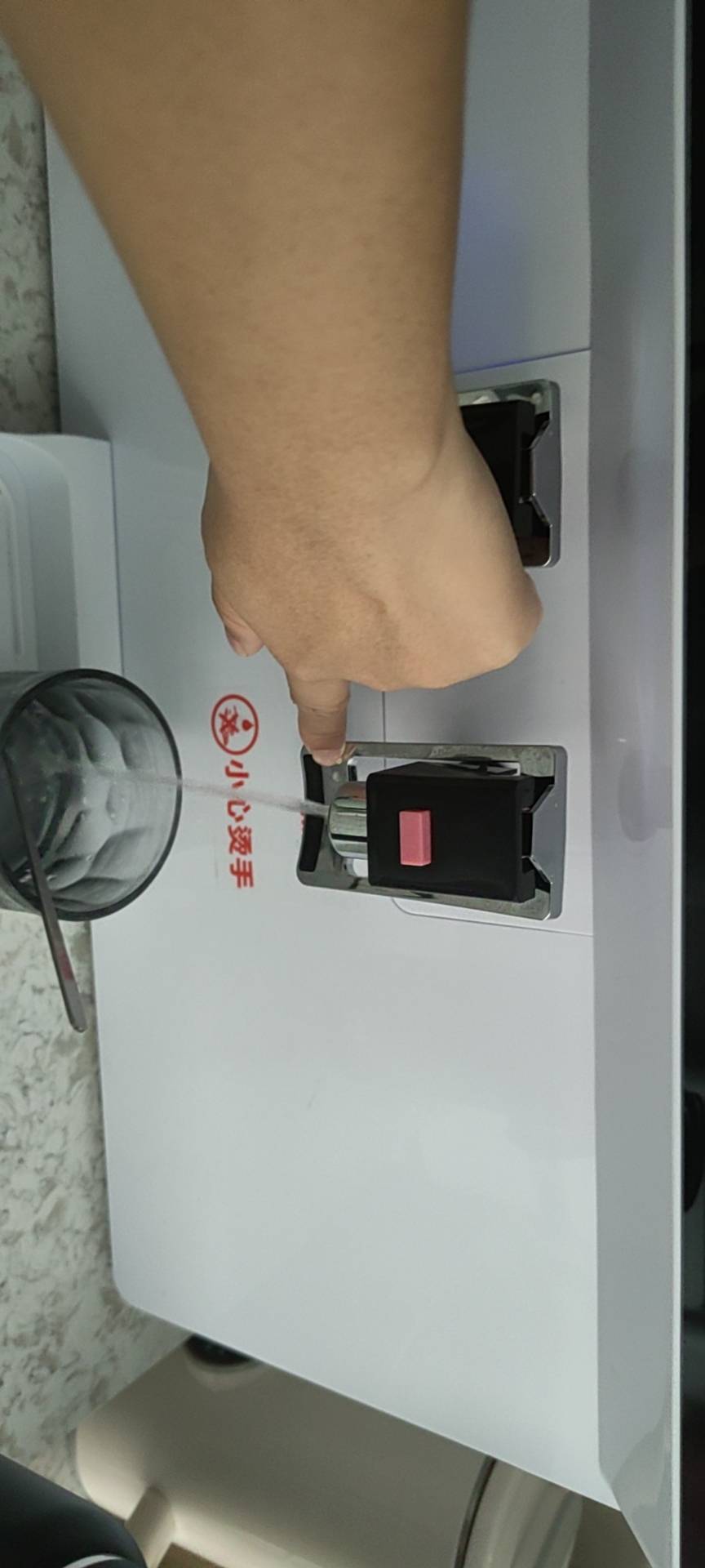 康佳(KONKA)净水器家用饮水机 RO反渗透净热一体机 壁挂式台式过滤器 替代即热管线机 KRO-J100晒单图