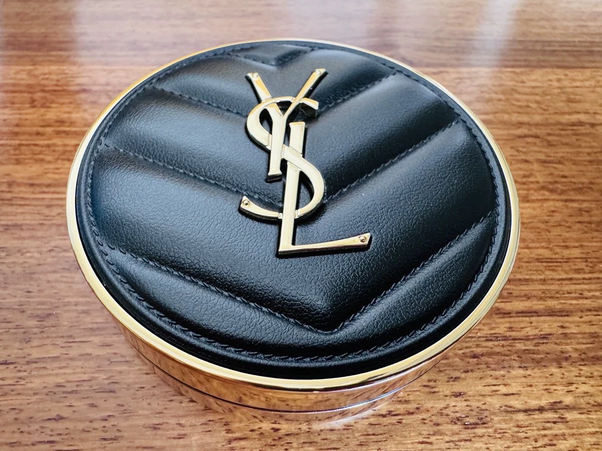 圣罗兰(YSL)持妆遮瑕防晒粉底液遮瑕持久皮气垫14g YSL气垫B10适合偏白肤/色晒单图