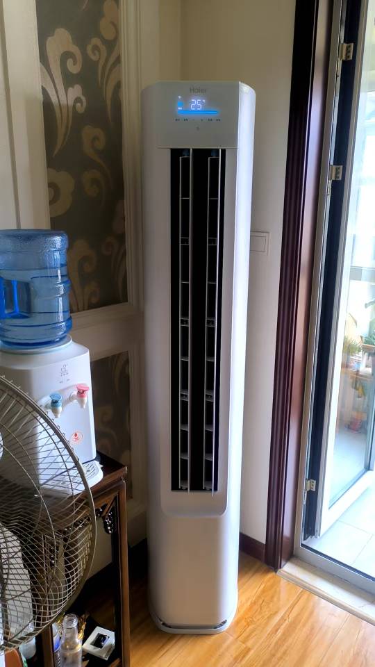 海尔空调(Haier)3匹 变频新1级能效 强冷强热 家用空调柜机KFR-72LW/E1-1套机晒单图