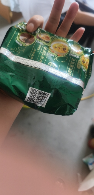 康师傅经典香菇炖鸡面5袋装五连包多口味香辣红烧牛肉面夜宵泡面速食面正品整箱装晒单图