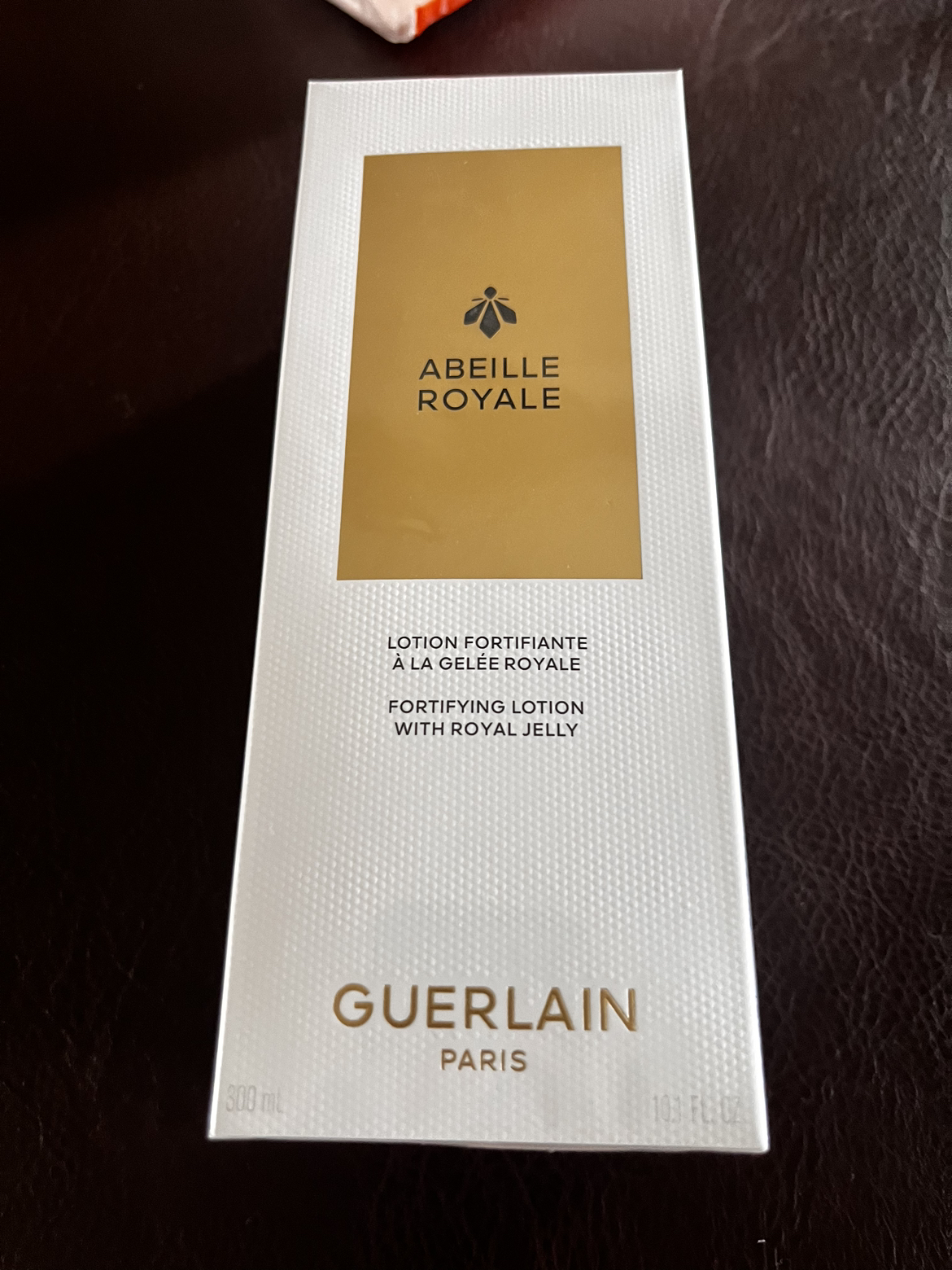 娇兰(GUERLAIN)蜂姿水爽肤水300ml帝皇蜂姿蜜润修护精粹水 爽肤水保湿滋润细嫩透亮润泽晒单图