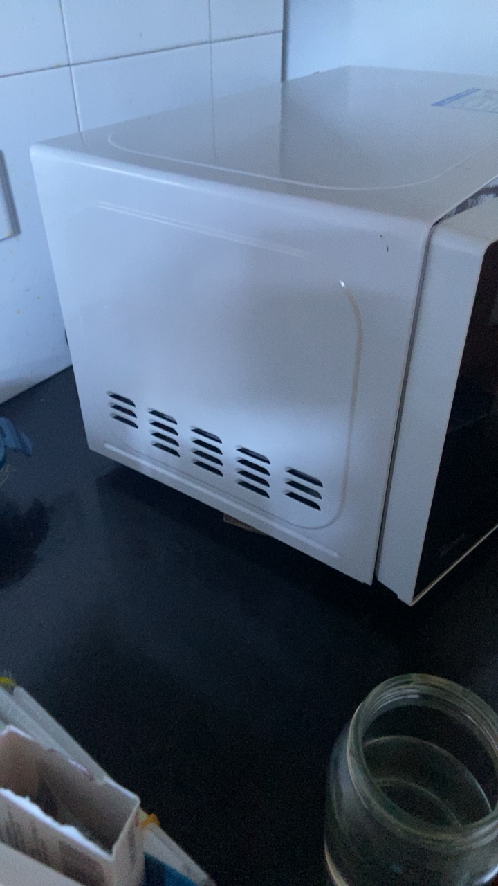 美的(Midea)微波炉家用小型20升转盘加热智能菜单一键解冻杀菌电子除味薄膜按键(M1-L213C)晒单图