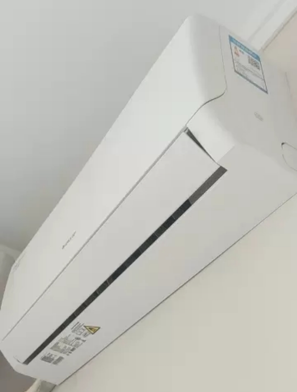 格力云欢新能效变频一级1.5匹挂机节能省电 KFR-35GW/NhGr1Bt 冷暖家用空调挂壁式空调晒单图