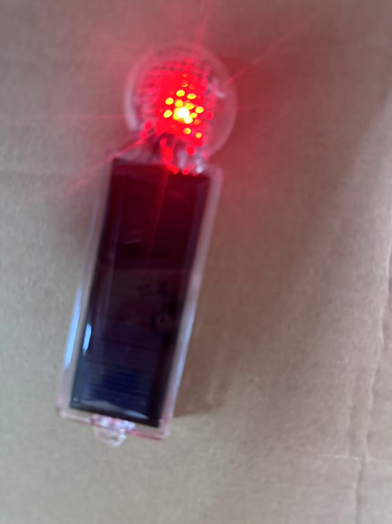 专伊 ZY-H0423 0.1W 3V 防护套太阳能警示灯(计价单位:只) 绿色晒单图