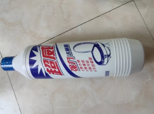 超威强效洁厕净500g*2瓶挂壁持久除重垢弯口设计清洁无死角晒单图