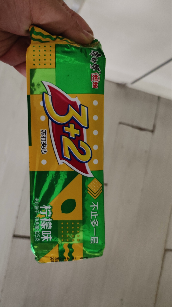 (4袋装)康师傅3+2夹心饼干柠檬味125g晒单图