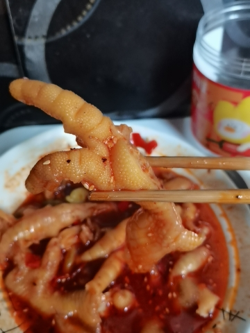 [苏鲜生推荐]雀淘 熟食卤味虎皮鸡爪240g/袋 4袋装 顺丰发货解馋鸡爪鸡脚筋夜宵充饥下酒菜休闲零食小吃晒单图