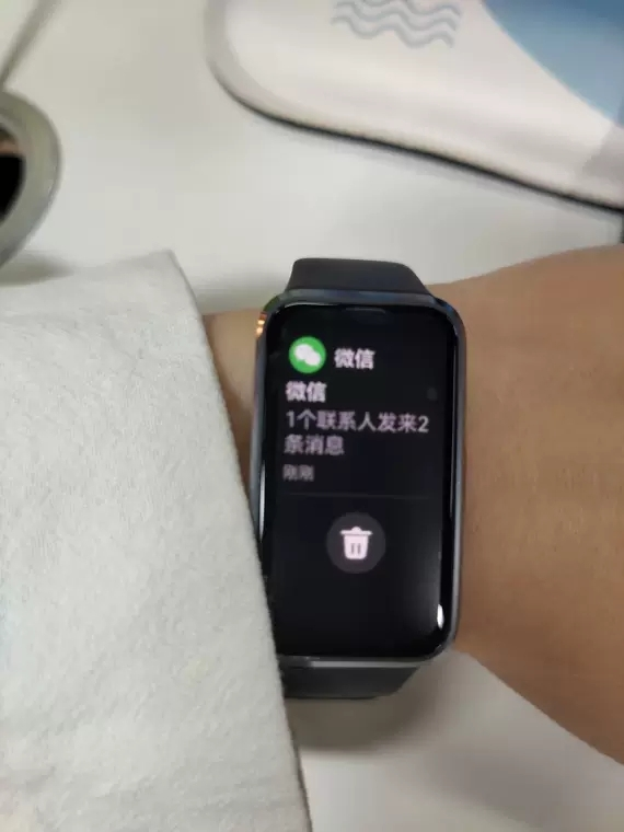 华为/HUAWEI 手环10 NFC版 羽砂黑 智能手环专业睡眠分析情绪健康铝合金机身心率监测运动手环支持NFC手环9升级晒单图