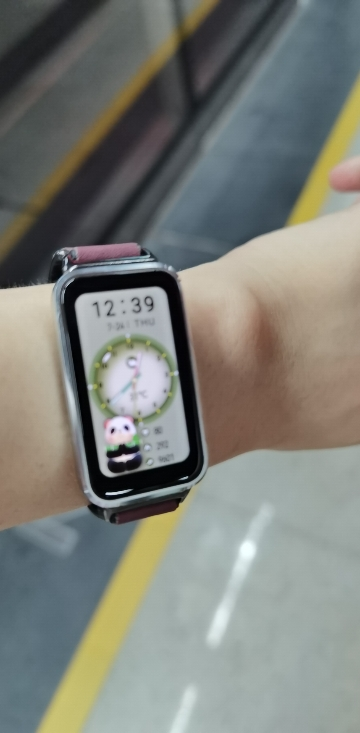 华为/HUAWEI 手环10 标准版 冰川白 智能手环专业睡眠分析情绪健康铝合金机身心率监测运动手环华为手环9升级晒单图