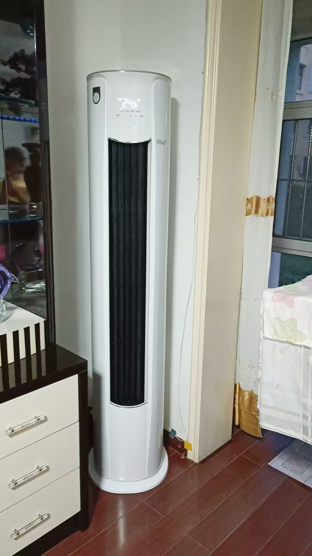 美的空调3匹智行二代 新一级能效柜机变频冷暖大风口家用客厅立式圆柜 KFR-72LW/N8YH2-1晒单图