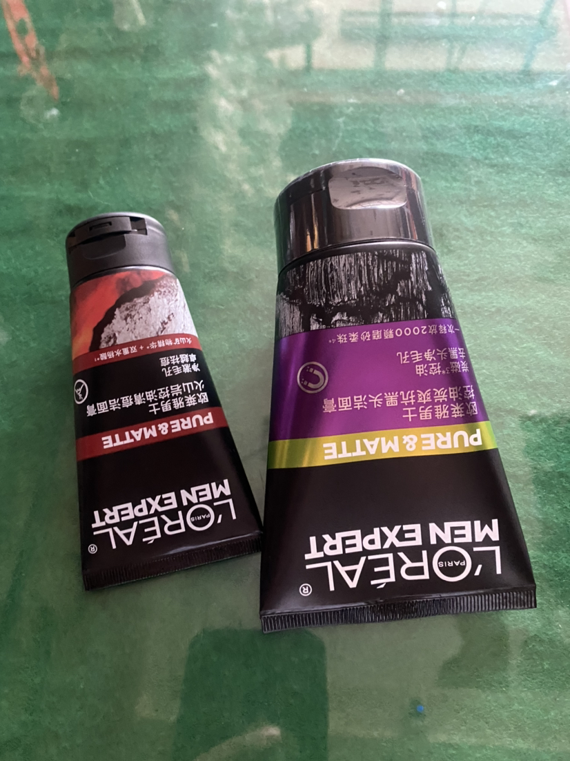 欧莱雅 男士控油炭爽抗黑头洁面膏100ml加赠欧莱雅随机男士洁面50ml晒单图