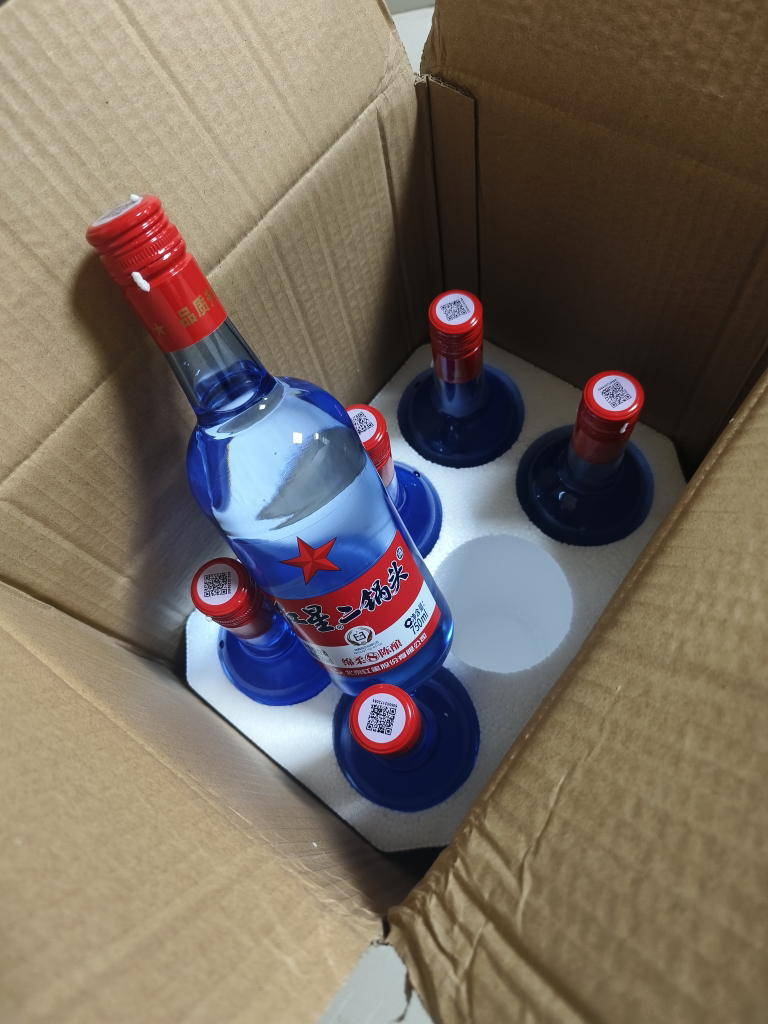 红星二锅头 绵柔8陈酿/纯粮 53度 750ml*6 整箱装 清香型高度白酒(新老包装随机发货)晒单图