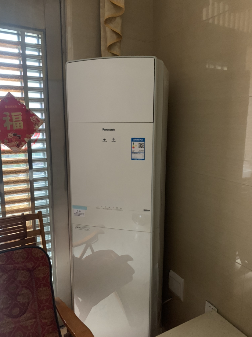 松下(Panasonic)3匹直流变频冷暖 家用客厅节能立式空调柜机自清洁 20倍纳诺怡空气净化除菌 D27FS30晒单图