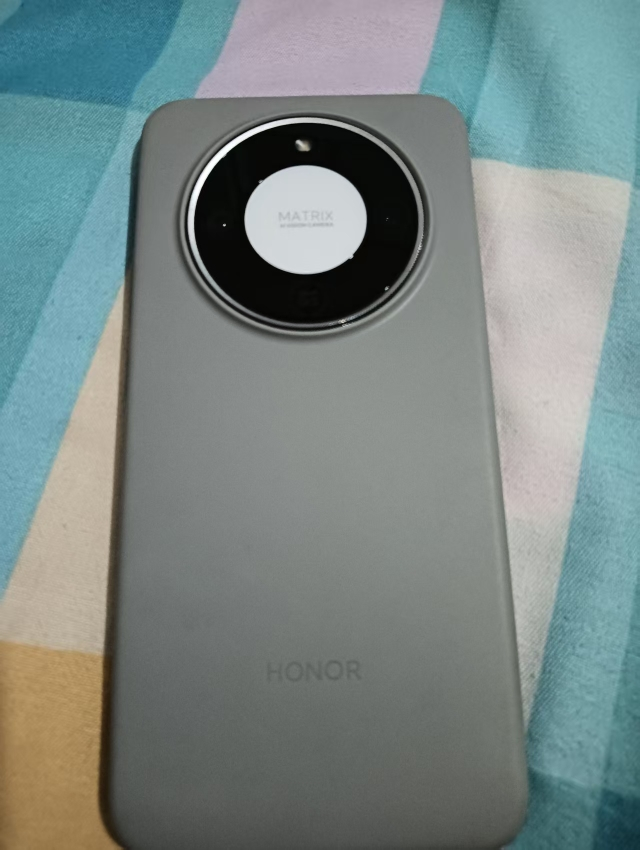 荣耀X70 12GB+512GB 月影白 金标十面抗摔 IP69防水 8300mAh电池晒单图