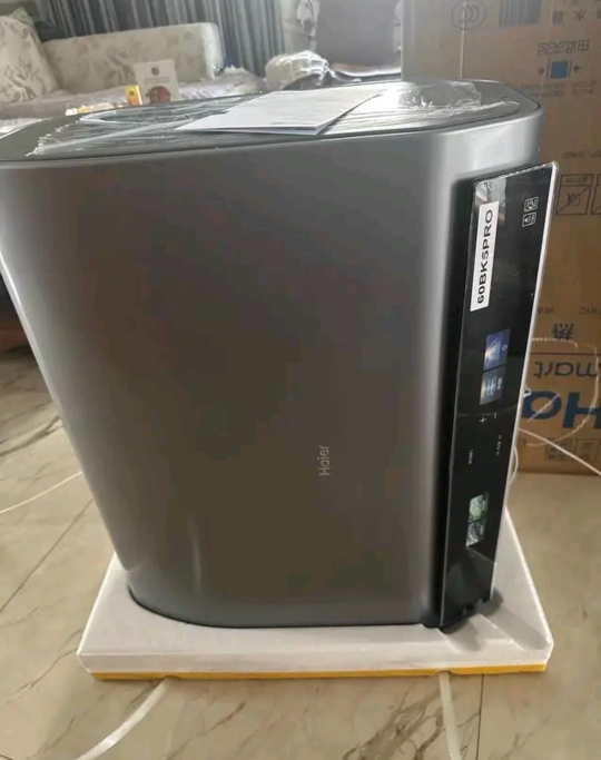 海尔(Haier)[闪电新品小蓝瓶BK5PRO]60升双胆扁桶电热水器 小蓝瓶净肤洗 内胆免清洗 双3300W速热晒单图
