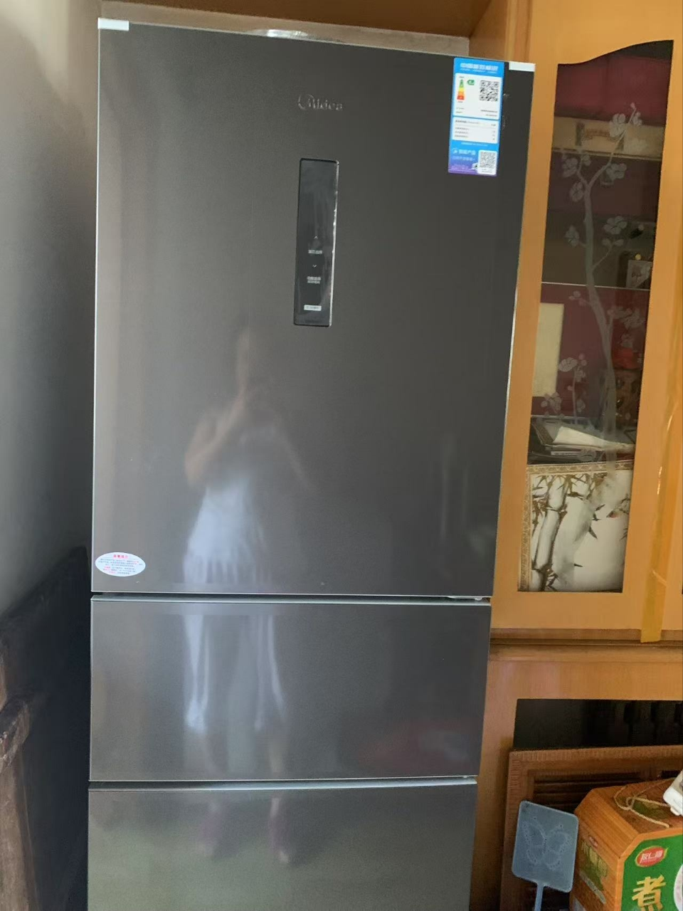 美的(Midea)三门大容量智能家用冰箱小型三开门一级风冷无霜变频低躁34db双净味租房宿舍小冰箱MR-283WTPZE晒单图