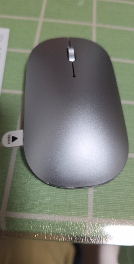 联想(Lenovo)小新Air2无线蓝牙鼠标双模 办公笔记本电脑台式机通用人体工学 超薄便携商务游戏家用 金属上盖 蓝光晒单图