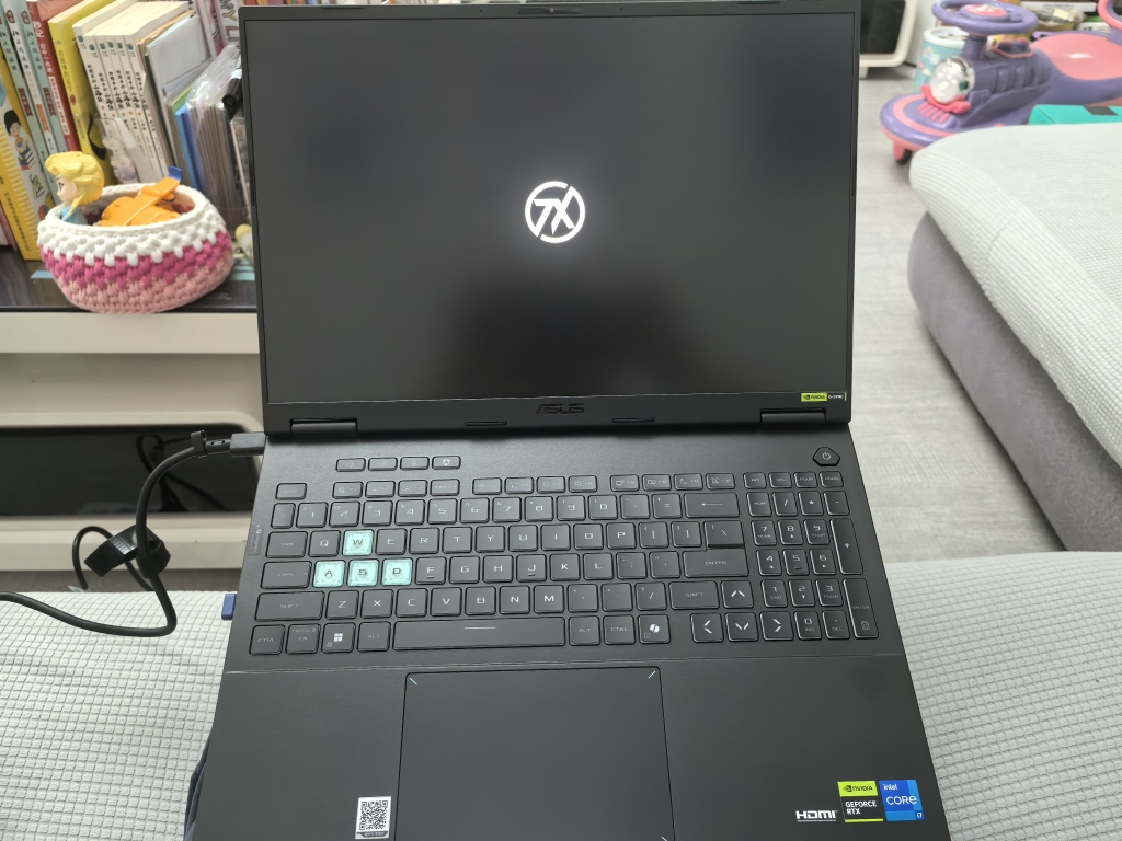 华硕天选6 Pro 酷睿版 国家补贴20% 16英寸游戏本 笔记本电脑(i7-14650HX 16G 1T RTX5050 2.5K)灰晒单图