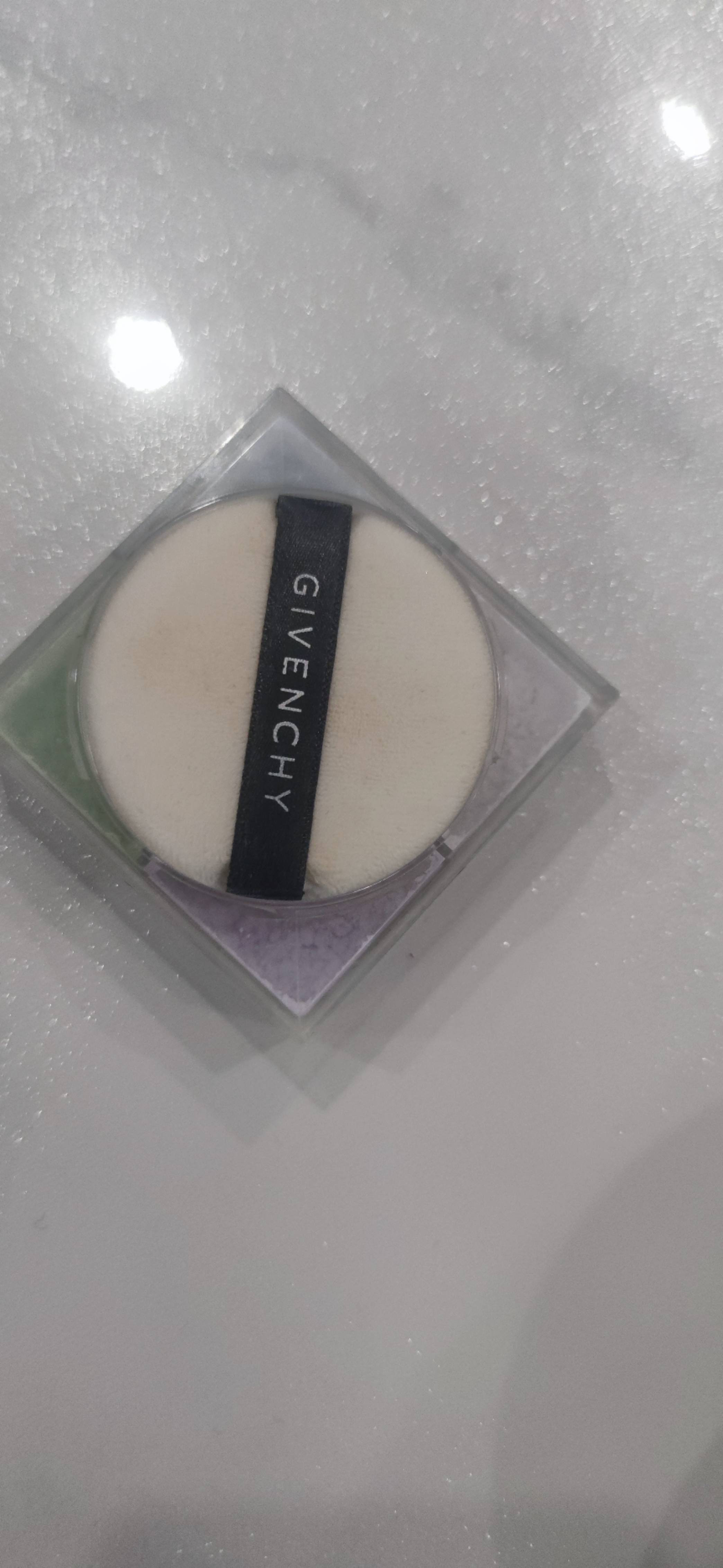 纪梵希(GIVENCHY) 轻盈无痕明星四色散粉1号蜜粉12g(四宫格 定妆粉 细腻粉质 /控油晒单图