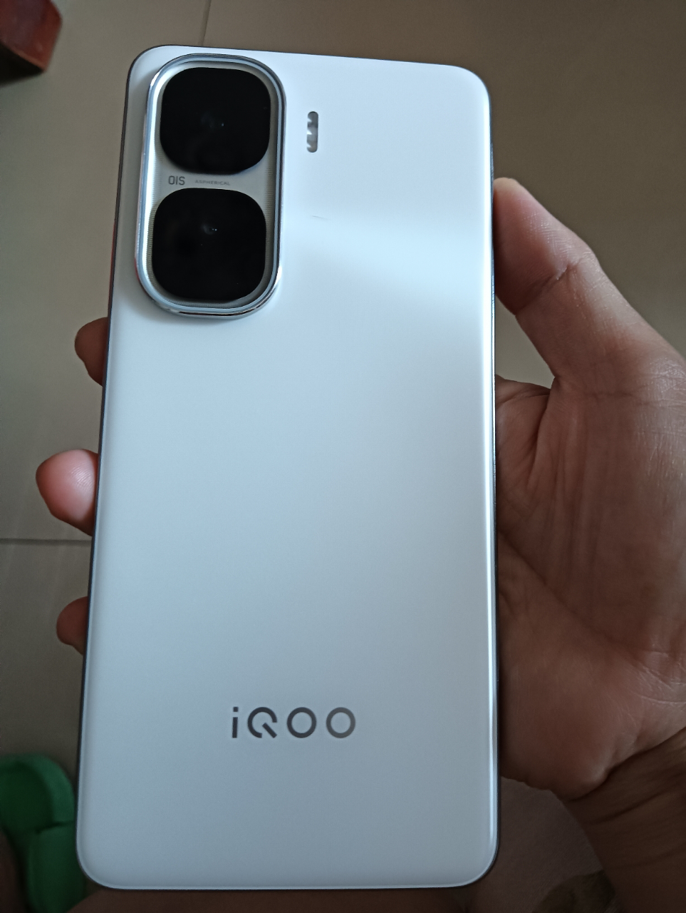 iQOO Neo10 Pro+ 驰光白 16GB+512GB 全网通5G新品手机骁龙8至尊移动版旗舰芯片6800mAh蓝海电池超级快充120W高性能电竞游戏拍照游戏学生手机晒单图