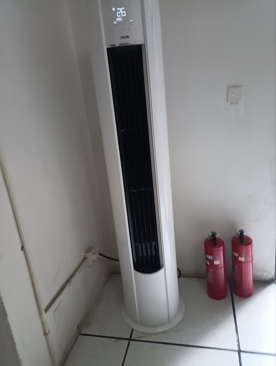 奥克斯(AUX)空调 3匹柜机 新三级能效 变频冷暖两用 节能省电 一键舒风 家用客厅立式圆柱柜机空调家电晒单图