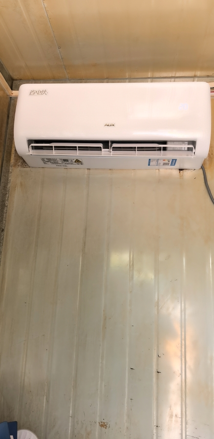 奥克斯 (AUX)大1匹 新一级能效变频冷暖自清洁家用卧室壁挂式大1P空调挂机KFR-26GW/BpR3AQE1(B1)晒单图