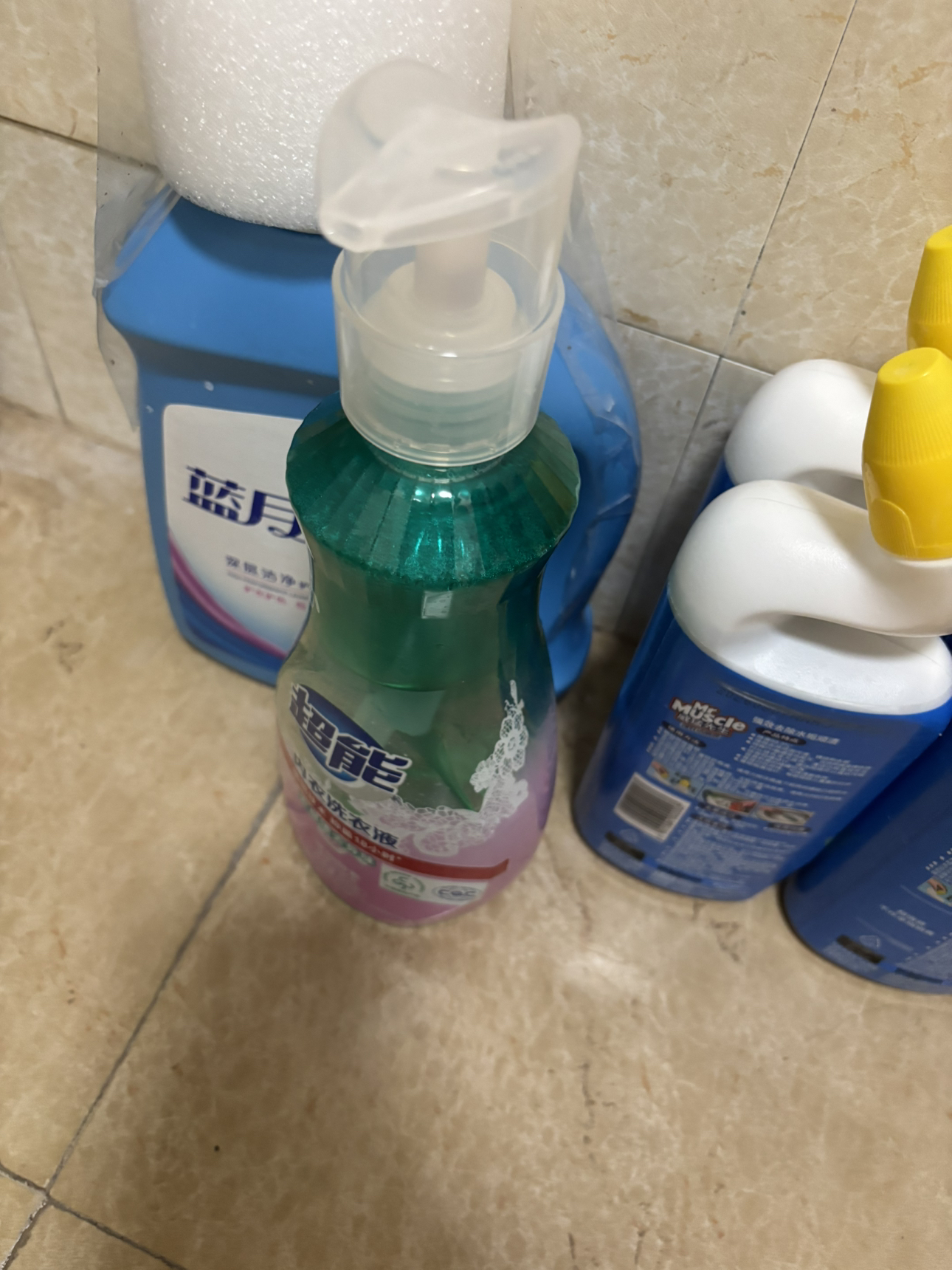 超能内衣洗衣液860g长效抑菌女生内衣内裤内衣裤专用大瓶装祛血渍祛异味晒单图