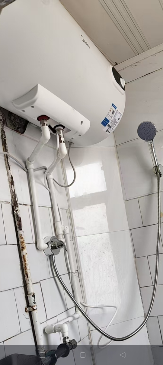 美的(Midea)热水器电热水器储水式2000W速热安全防电小型家用热水器美的洗澡机械款A3 F60-15A3(HI)晒单图