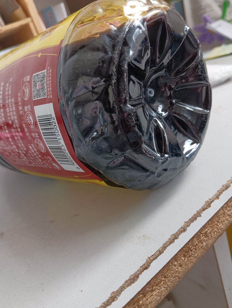 海天 味极鲜系列 生抽酱油[特级酱油]1.9L 原粒黄豆晒单图