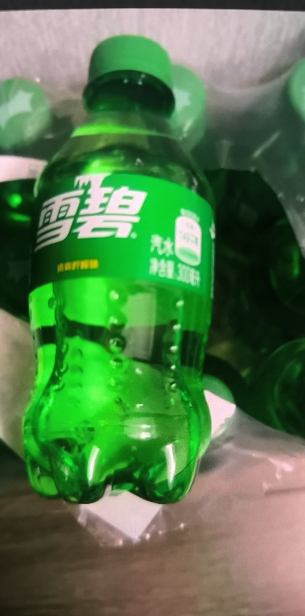 雪碧300ml*6瓶迷你便携装雪碧碳酸饮料夏季汽水饮品晒单图