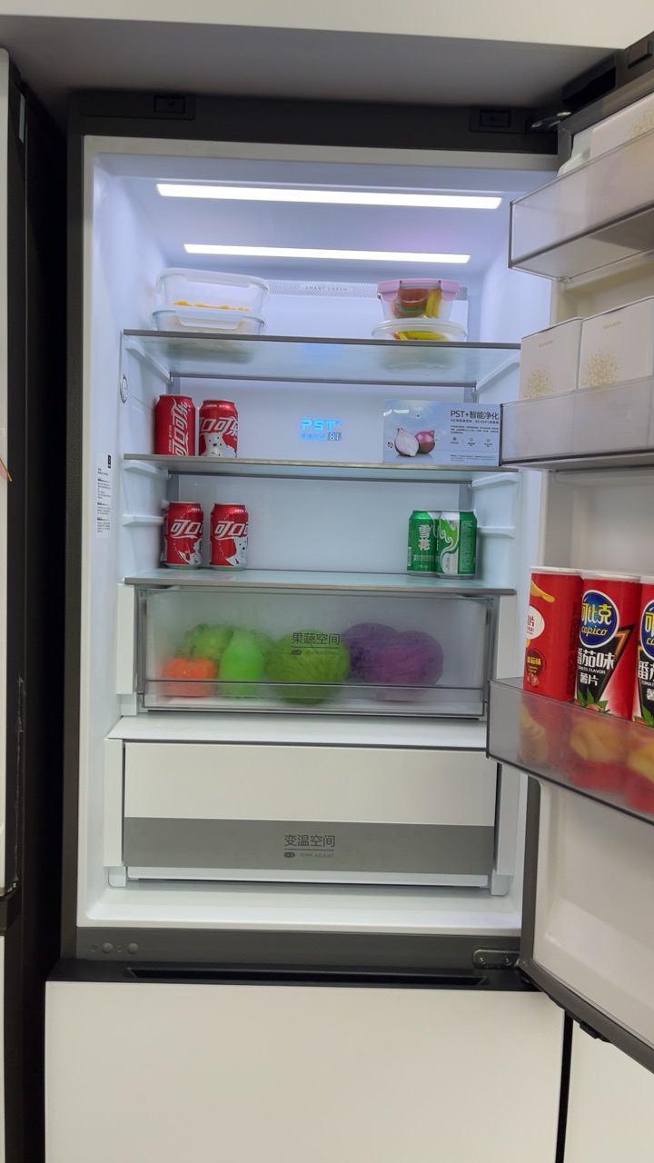 美的冰箱BCD-401WUTGPZM凝光白晒单图