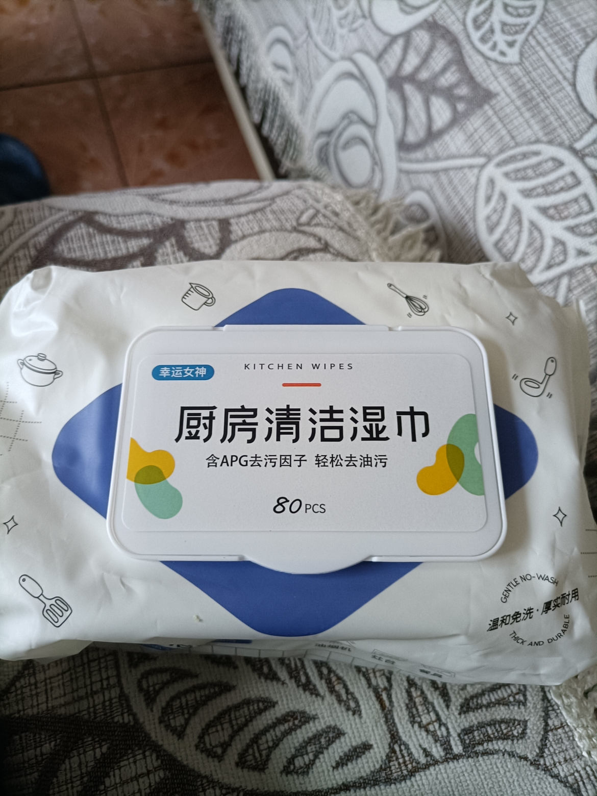 佳燕(JIAYAN)厨房湿巾加大加厚80抽一次性油烟厨具去油去污清洁湿纸巾80抽*1包[JY-CF832]晒单图