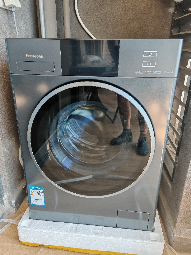 松下(Panasonic)XQG100-EG186 10公斤洗烘干一体滚筒洗衣机 除菌空气洗 智能投放 全新触控彩屏晒单图