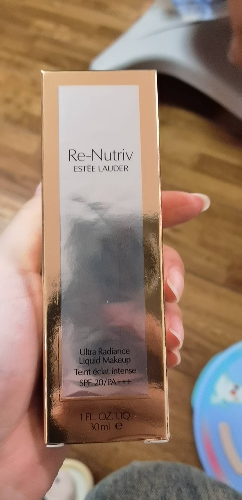 雅诗兰黛(Estee Lauder)白金粉底液30ml 自然服帖遮瑕 1C0适合白皙肤色 雅诗兰黛白金粉底液1C0晒单图