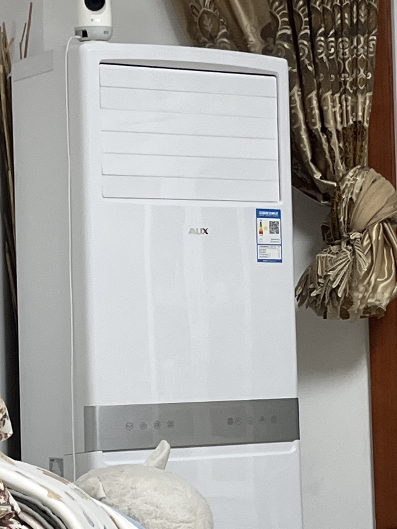 奥克斯(AUX)2匹变频冷暖立式空调柜机 家用3级新能效 送风远距 舒适风感 KFR-51LW/BpR3AKC(B3)晒单图